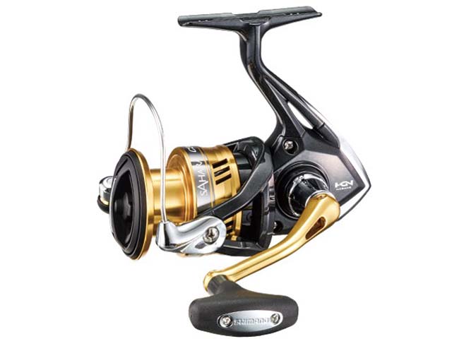 SHIMANO SAHARA C2000SHG - リール